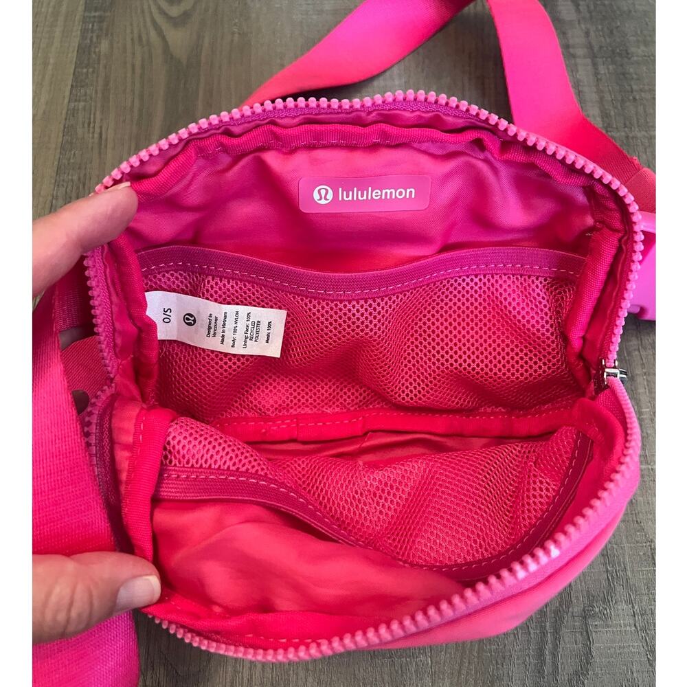 Lululemon Pink Belt Bag - Picture 4 of 4